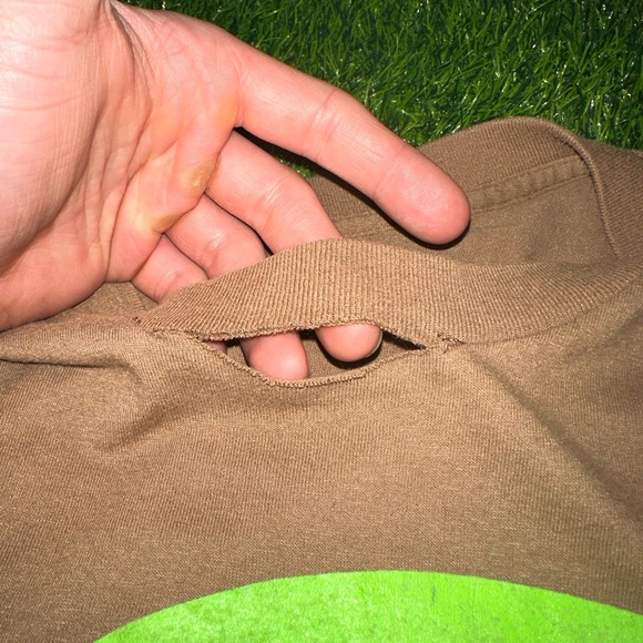 Armed and Hammered t shirt size medium - Picture 4 of 4